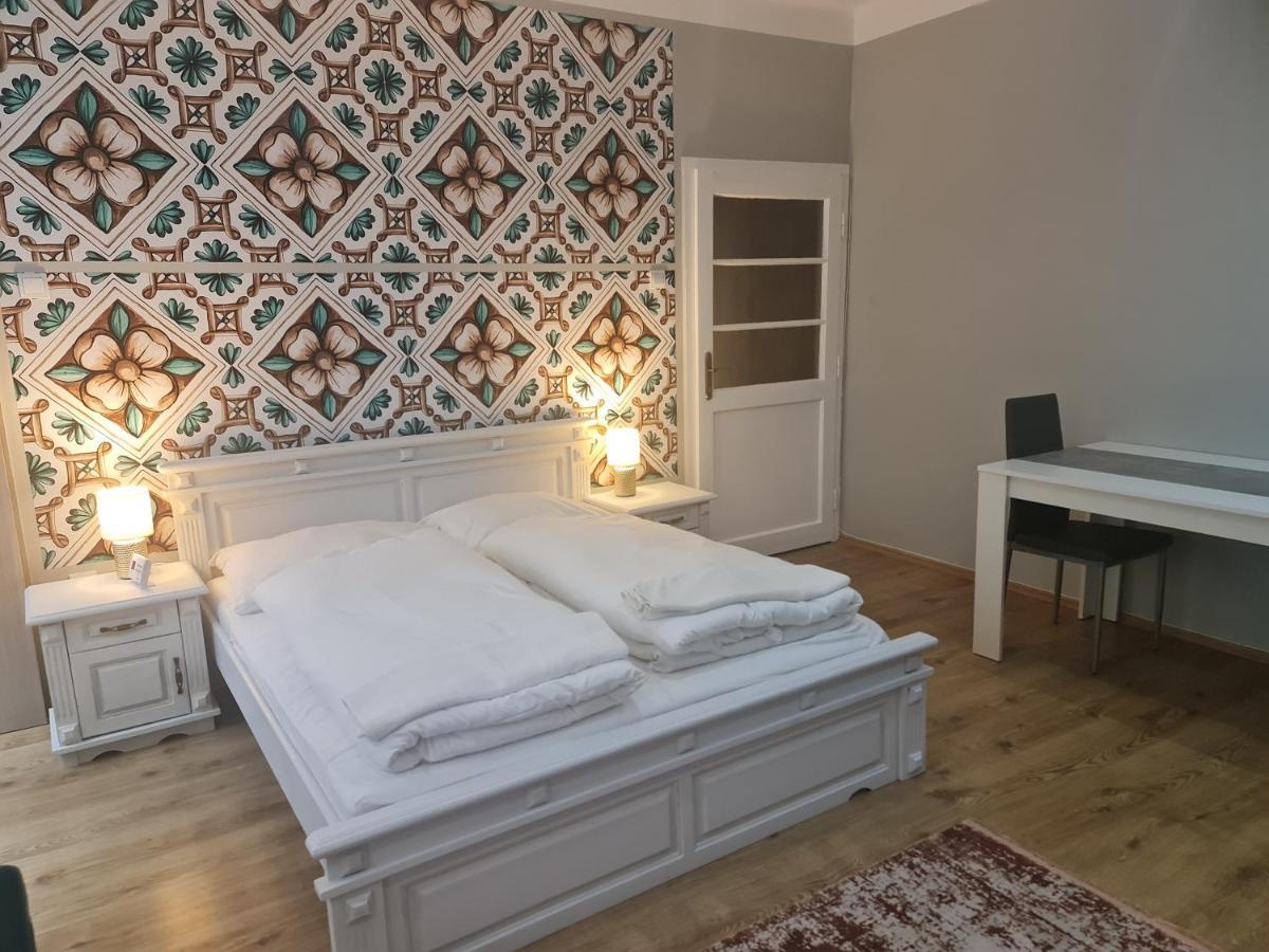 Huerrem Apartman Eger Kültér fotó